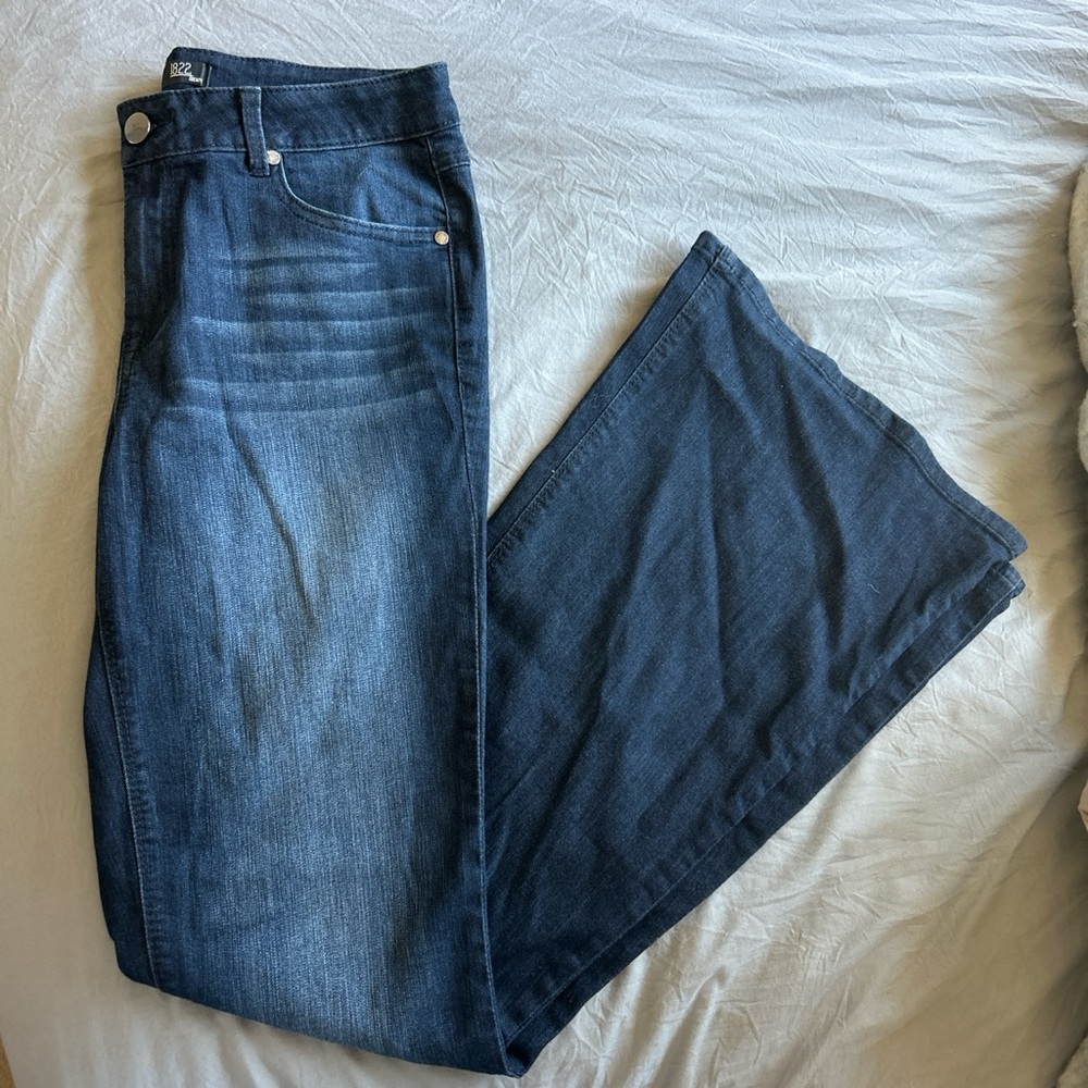 1822 Flare Jeans